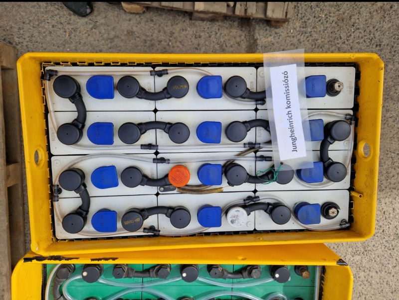 HAWKER 24V 560AH HASZNáLT BEVIZSGáLT A128-image