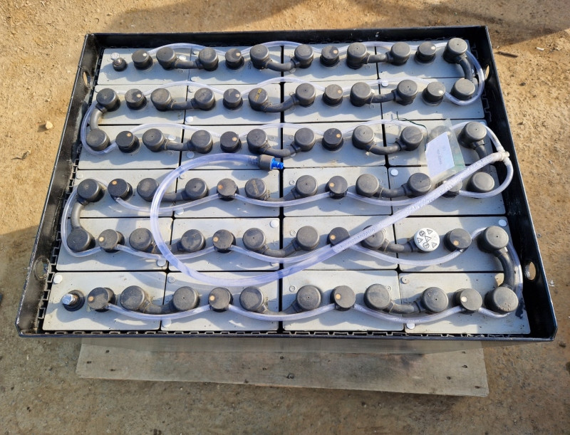 HAWKER 48V / 550AH AKKUMULáTOR, AQUAMATIC A123-image